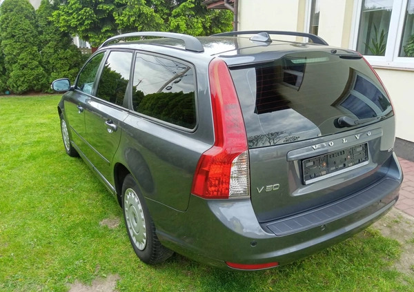 Volvo V50 cena 18500 przebieg: 240000, rok produkcji 2008 z Płock małe 37